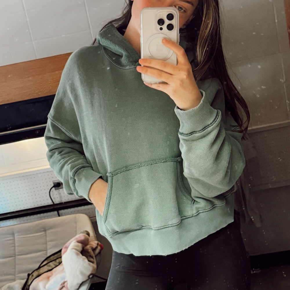 American Eagle sweatshirt